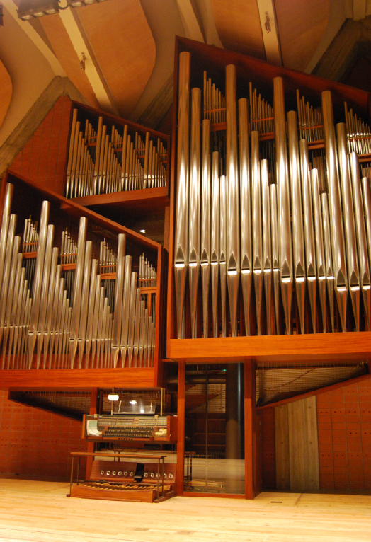 パイプオルガン